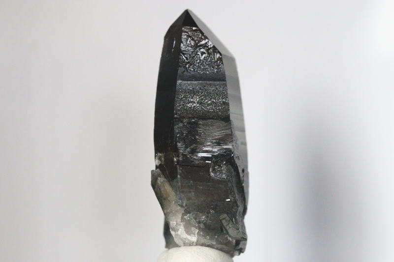 アフリカ　マラウイ　スモーキークォーツ Smoky Quartz スモーキークォーツ／Malawi - LIGHTNESS TREE