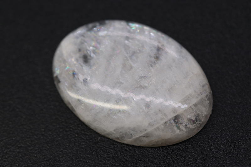 レインボーシラー ロシア産ナトロライト 22.6ct - ロシア産