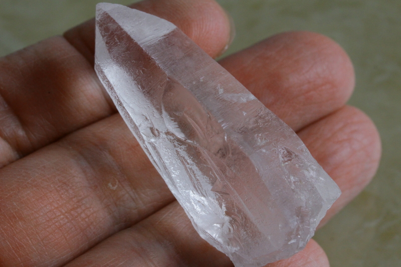 水晶 ☆再入荷！☆1粒売り☆宮崎県高千穂産 高千穂天照水晶 【10mm