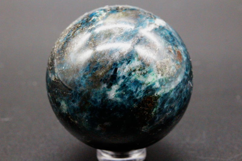 激レア！ロシア産ガーネット・イン・カイヤナイト46mm丸玉【高品質