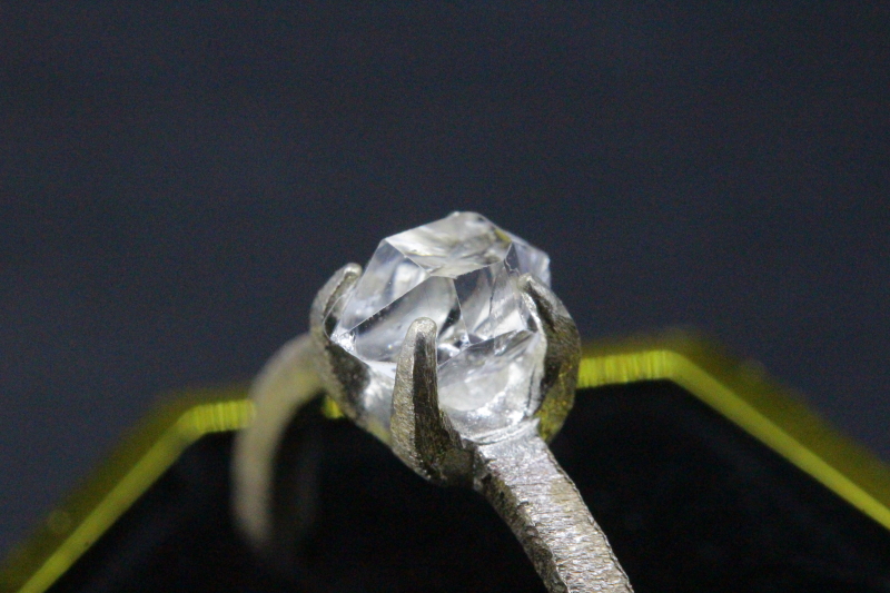 クリックで画像を表示