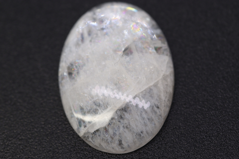 レインボーシラー ロシア産ナトロライト 21.3ct - ロシア産