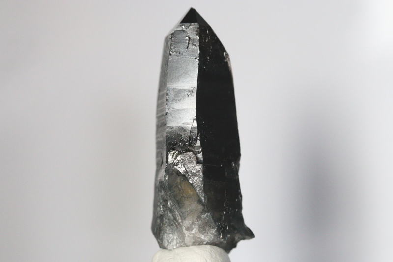 【極上品】スモーキークォーツ　不動明王　置物　彫り物 極上品】スモーキークォーツ 不動明王 置物 彫り物 極上品】スモーキー