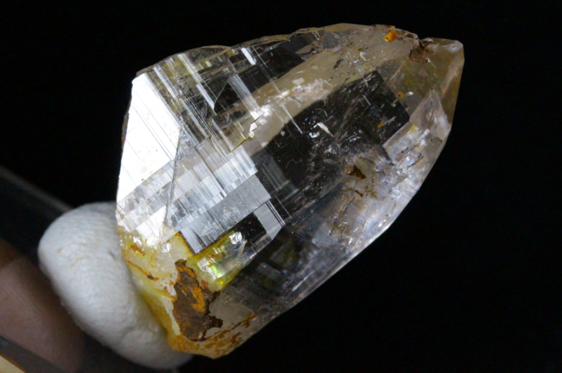 極上キラキラ！超透明ガネーシュヒマール産ゴールデンヒーラー16.0g 