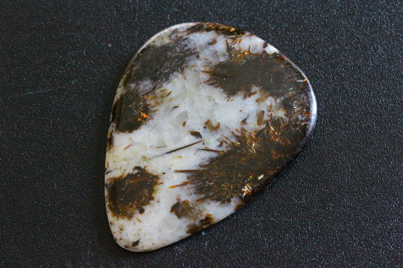 クリックで画像を表示