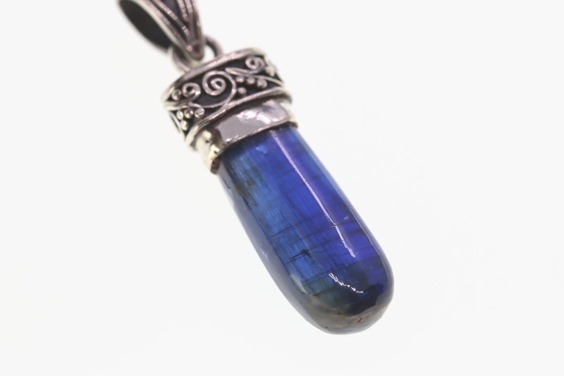 クリックで画像を表示