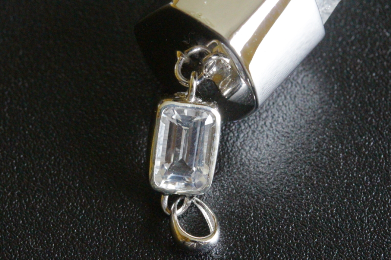 クリックで画像を表示