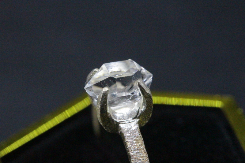 クリックで画像を表示