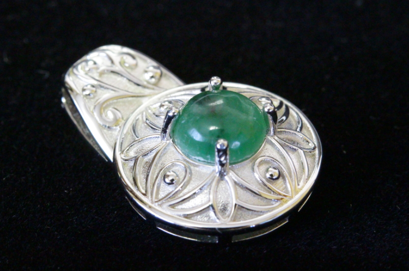 クリックで画像を表示