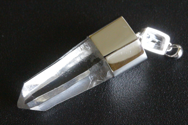 クリックで画像を表示