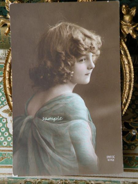 アンティークポストカード 青いヴェールの栗色の髪の美少女 Grete 