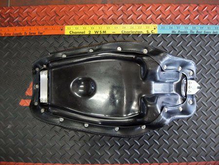 ダイナ用 シート HOTDOCK製 ハーレー ダイナ シングルシート ホット