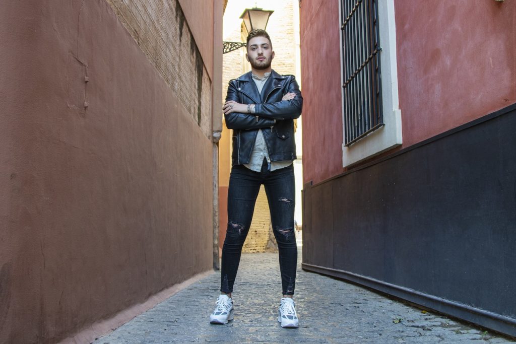 クリックで画像を表示