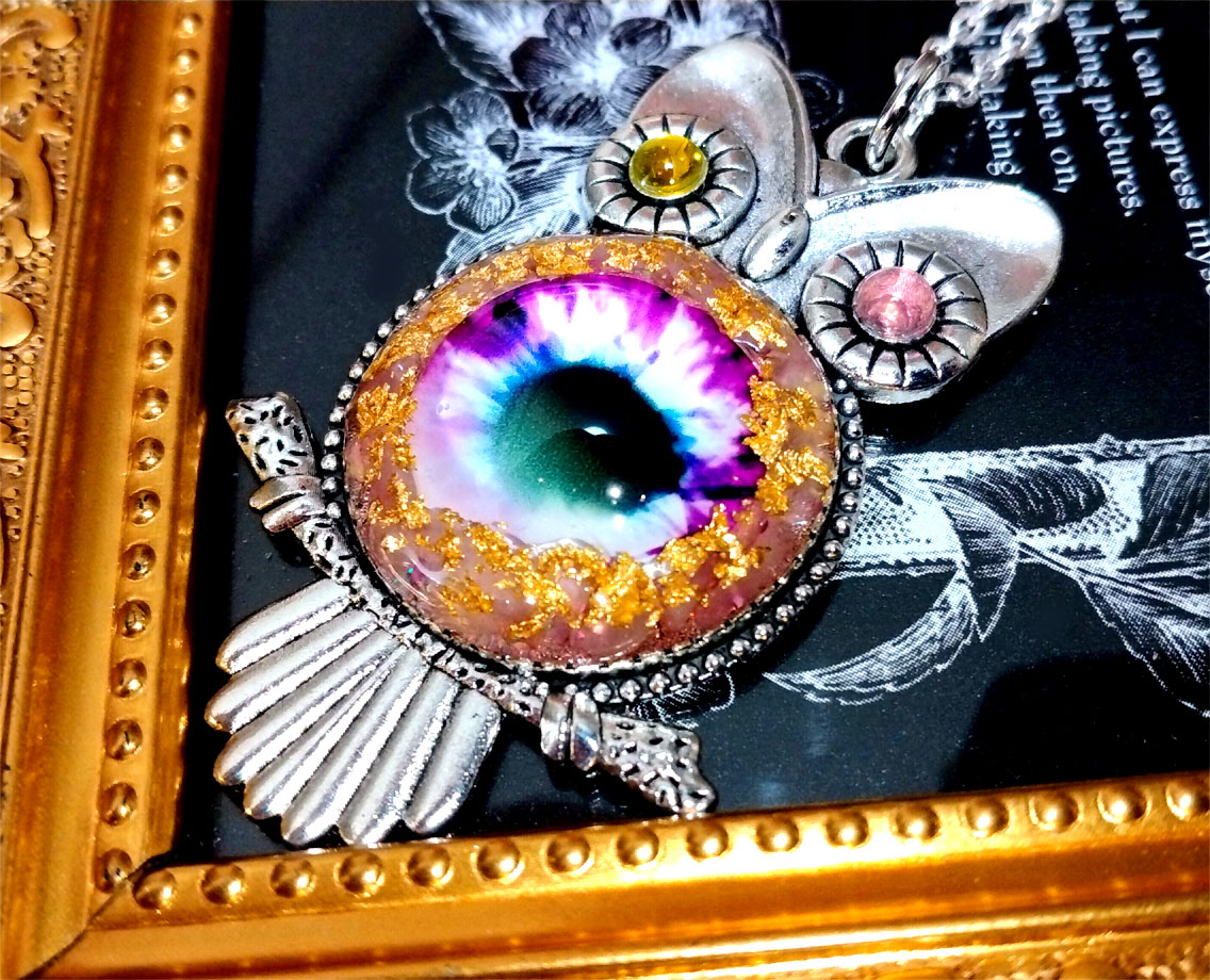 Sold out】ドラゴンアイの梟の夢ペンダント（ローズクォーツ・金箔