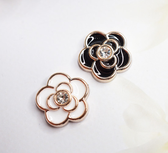 クリックで画像を表示