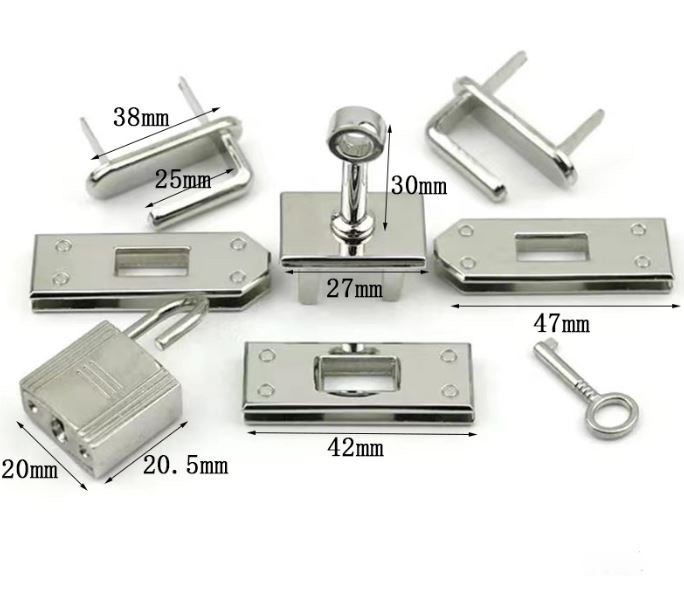 バッグ金具7点セット(3段式ひねり金具・カデナ・鍵等) - MsRibbon