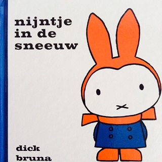 絵本・洋書】ゆきのひのうさこちゃん原書nijntje in de sneeuw
