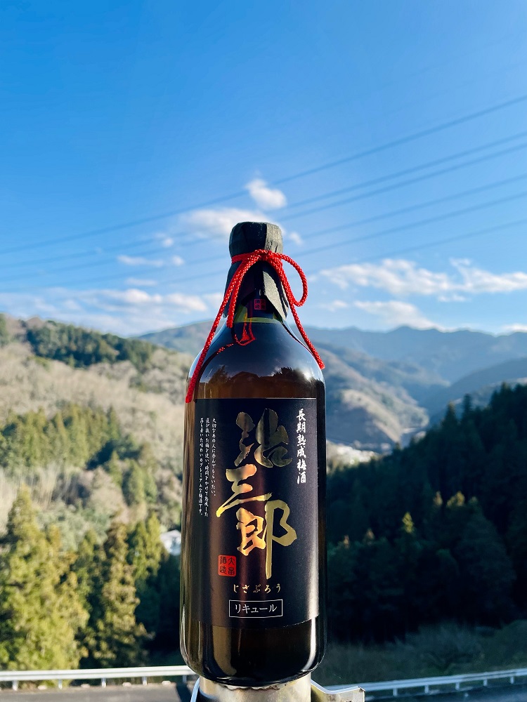 お酒好きのための甘くない梅酒「治三郎」720ml アルコール25度 | 大畠酒造