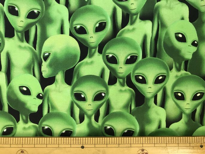 完売 布「宇宙人グレイ」 | おさや糸店 布製の宇宙人