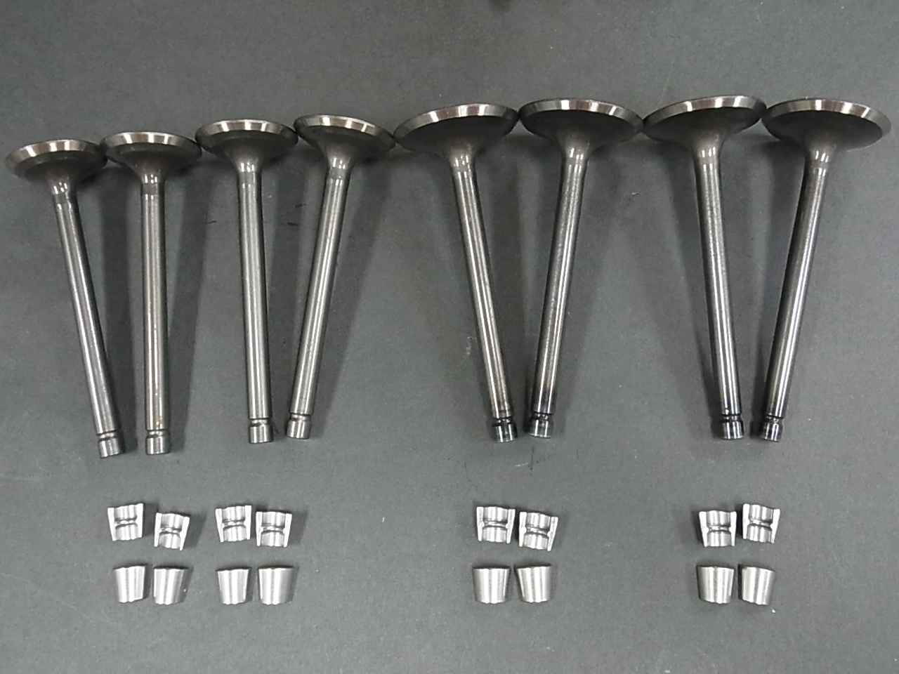 749 Z1 Z2 Z1R Z1000 バルブコッター16個新同角溝PMC