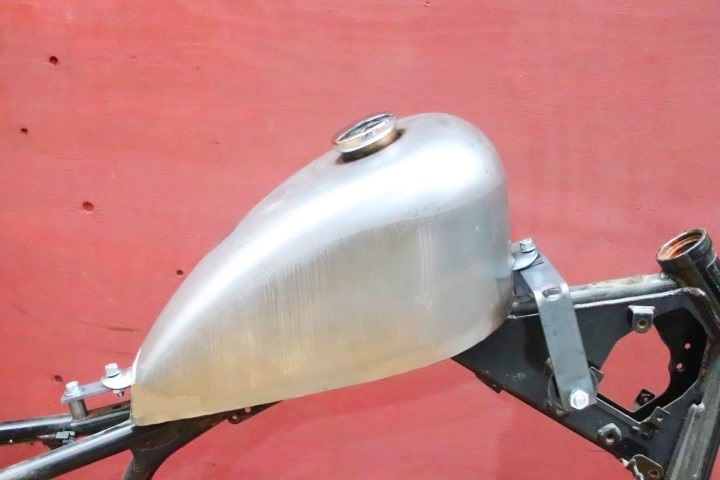 ドラッグスター250 リアルハーレー スポーツスタータンクKIT 純正エア