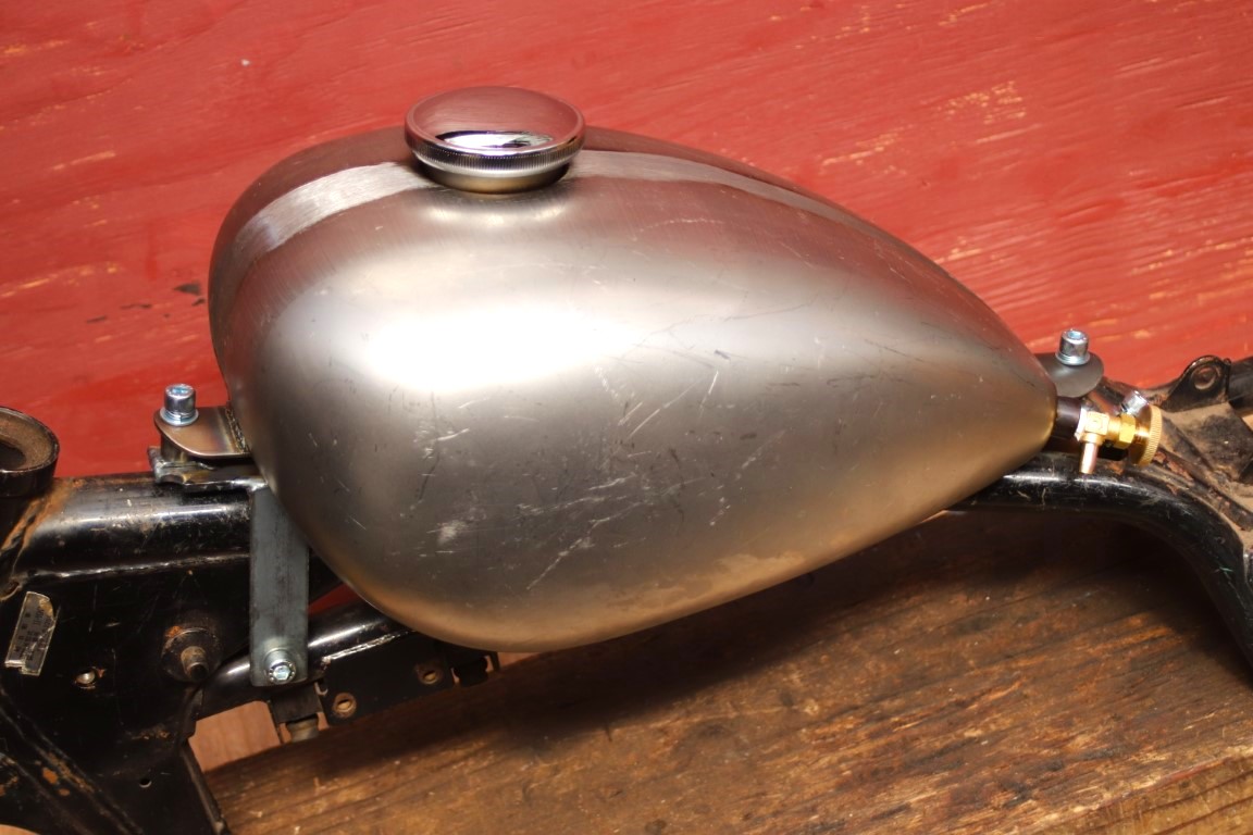 エストレヤ・250TR ピーナッツタンク ミドルトンネル 純正プルバック