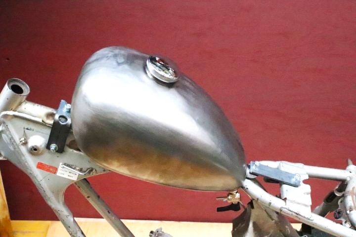 マグナ50 ピーナッツタンクKIT ロートンネル | パンダロケット