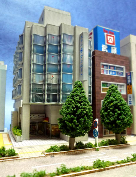 自作オリジナルストラクチャー マンション｜鉄道模型
