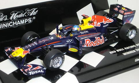 410110201 レッドブル レーシングRB7（S.ベッテル）トルコGP優勝 2011