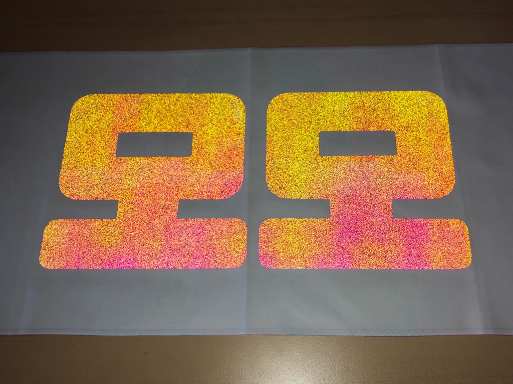 TWICE モモ スローガン 赤 | ERIKA♡Stock sales♡