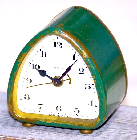 イタリア製　置時計 VEGLIA（イタリア） ミニトライアングルタイプ 1960年代 難有【118
