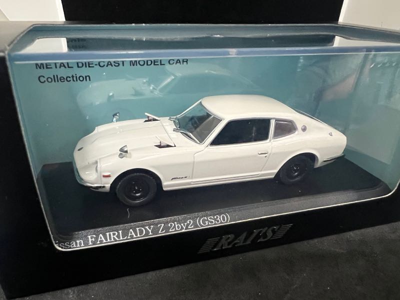 レイズ H7437402 日産 フェアレディZ 2by2 (GS30) 覆面 1974
