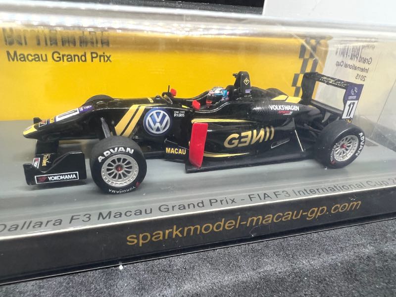 SA238 SPARK スパーク 1/43 ダラーラF3 ＃17 2015マカオGP FIA F3