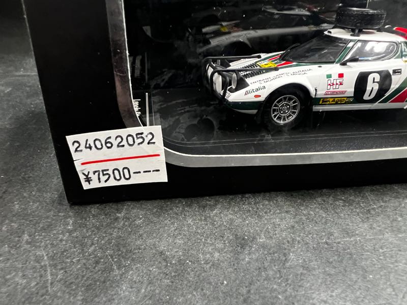 HPI 1/43 8236 ランチアストラトス HF 1976 サファリ #6 | ミニカー キット 中古 買取り 販売 モデルガレージ ロム