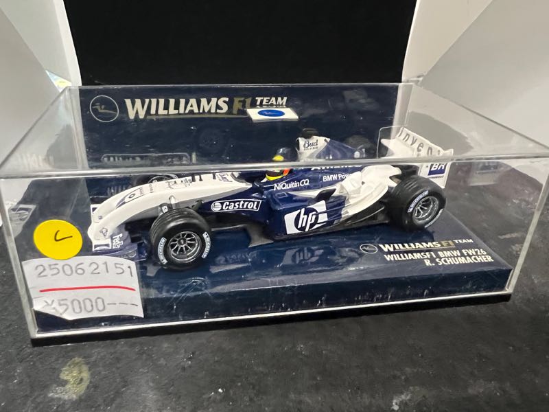 ウィリアムズ　FW２２　BMW　ラルフ・シューマッハ　１／１８　 ミニチャンプス ウィリアムズ FW22 BMW ラルフ・シューマッハ 1／18