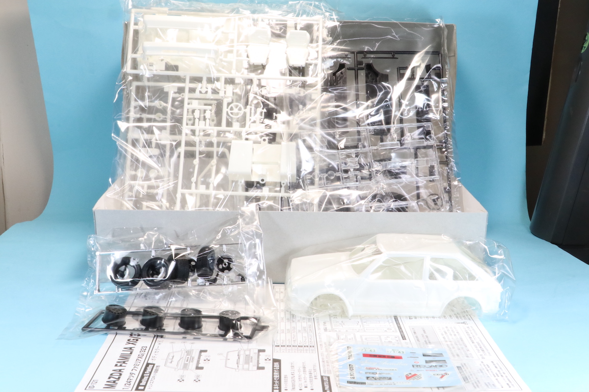 フジミ FID121 1/24 マツダ ファミリア XG/323 | ミニカー キット 中古