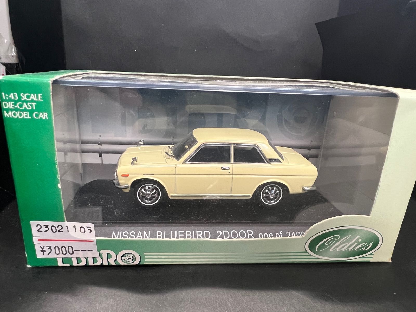 エブロ 1/43 43543 日産 ブルーバード 510 ２ドア ライト ...