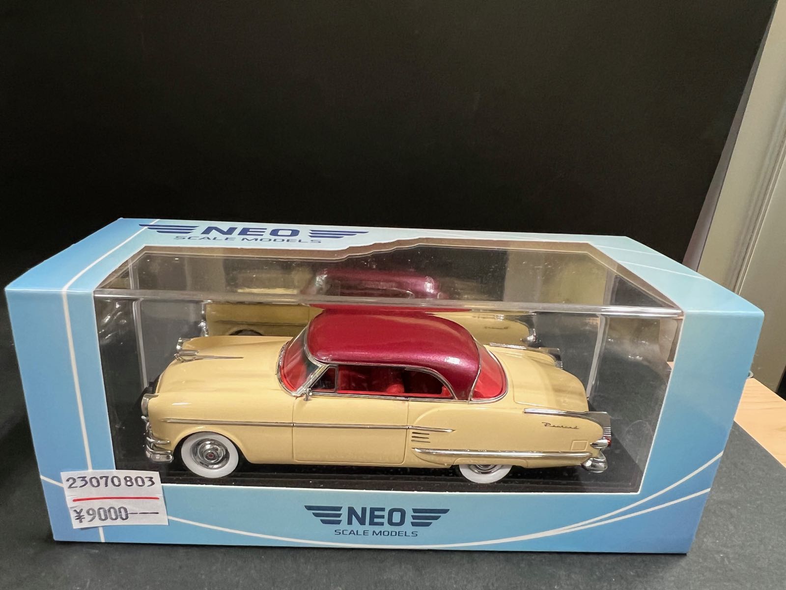 NEO 1/43 NEO44677 パッカード パシフィック ハードトップクーペ