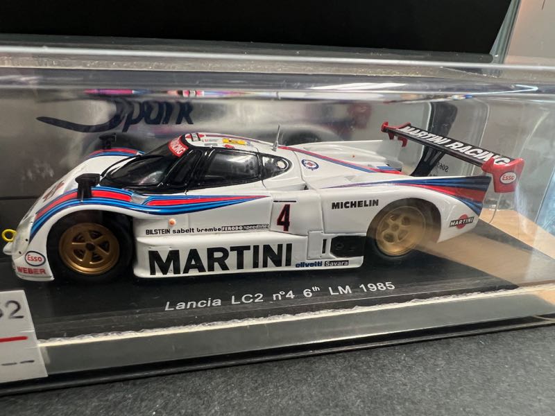 好評大得価1/43 ルマン 6位 spark Lancia LC2 #4 1985 Le Mans 24h 6th ランチア MARTINI マルティニ ウォレク ナニーニ Wollek Nannini レーシングカー