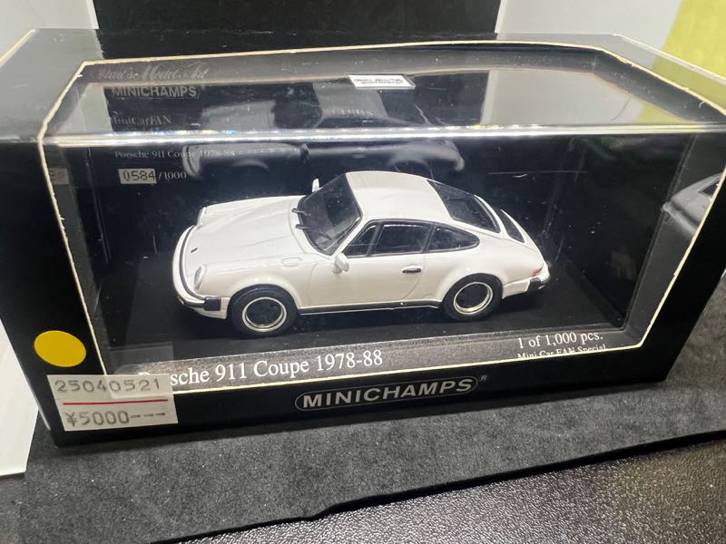 minichamps★ポルシェ911★ミニカーファン別注セット 110062021_1h.jpg