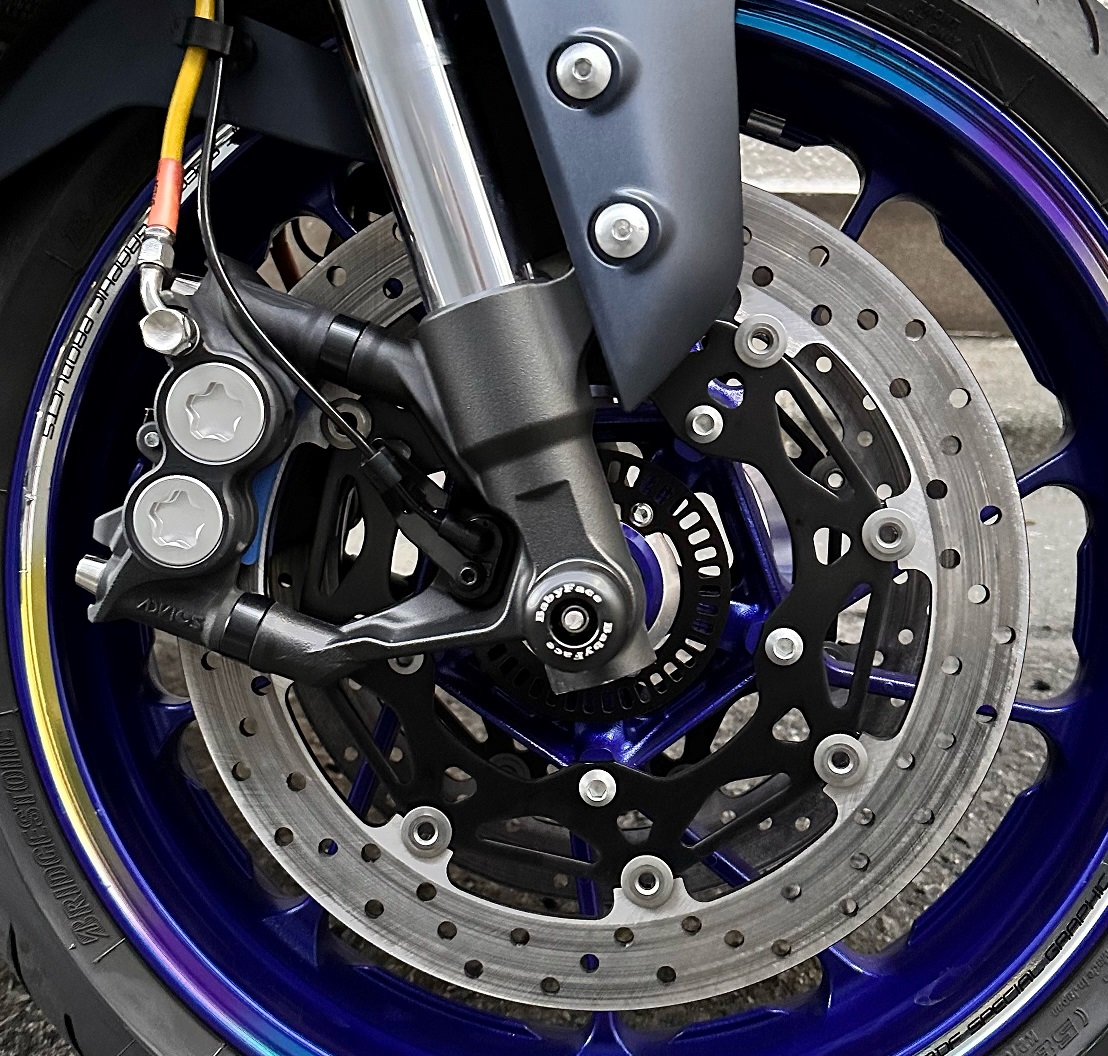 YZF-R7 320ディスク用キャリパースペーサー MT09 XSR900 | エルエイオート autoＬＡ