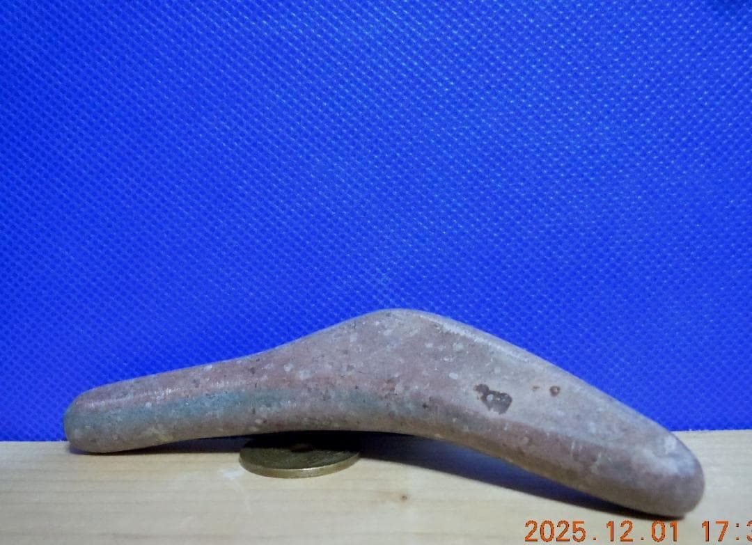 【薬石苑】姫川薬石 手造りかっさ＆ツボ押しプレート【翠岳：作】 100ｍｍ60ｇ 送料無料♪【薬石苑】ツボ押し＆かっさプレート姫川薬石【翠岳作