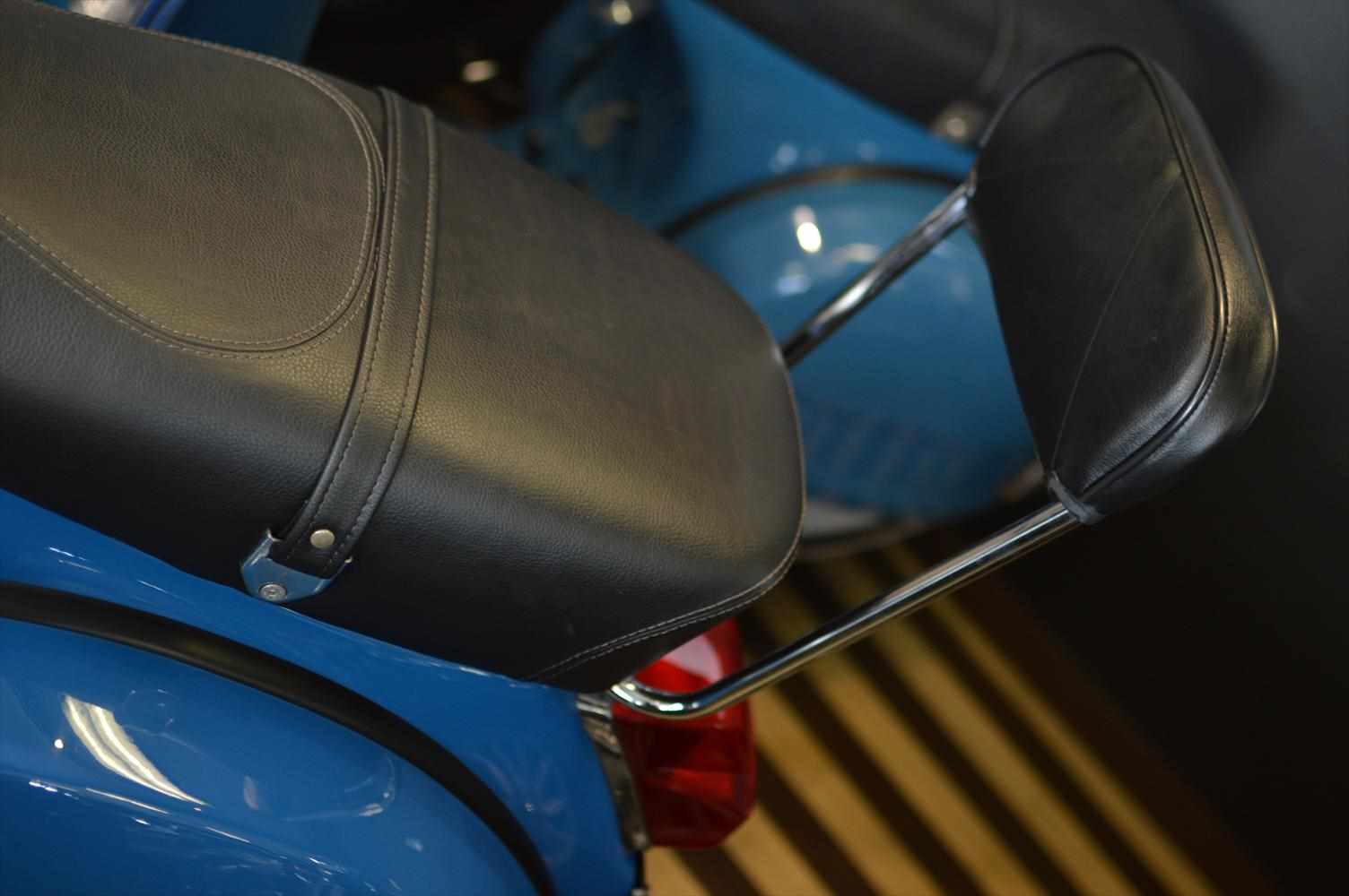 Vespa PX バックレスト【CUPPINI】 | Vespa（ベスパ）の事なら SCS 