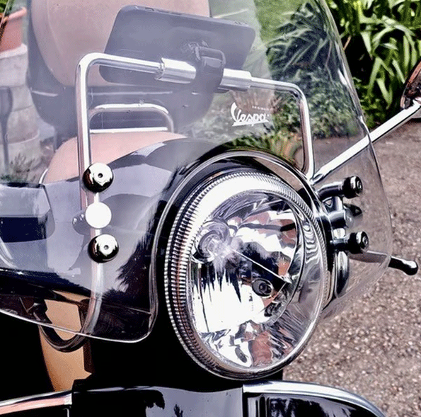 Vespa純正スクリーン用 ナビゲーション＆スマホベースホルダー | Vespa