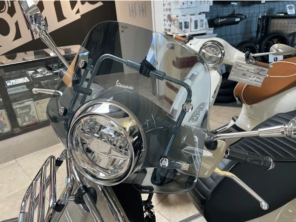 Vespa純正スクリーン用 ナビゲーション＆スマホベースホルダー | Vespa