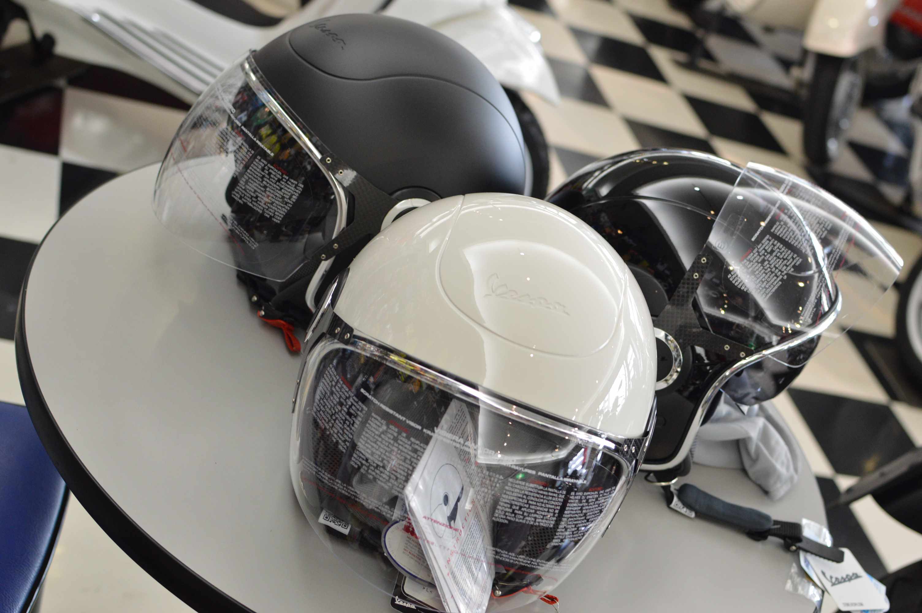 ベスパ 純正ヘルメット”VJ