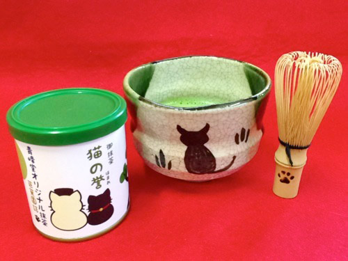 青峰堂オリジナル抹茶】「猫の誉（ほまれ）」（薄茶用）：缶入り（30g