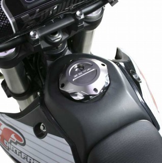 ZETA ガスキャップ（トレール用） KLX250/DﾄﾗｯｶｰX 品番ZE87-7106 - セレクションウェブショップ