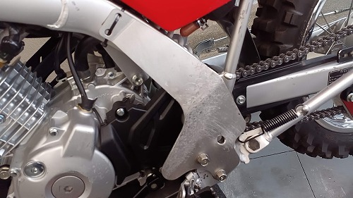 CRF125F グリッププレート フレームガード SPEEDTECH グリッププレート CRF125F(19-26) 品番ST21-03