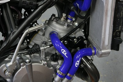 SFS シリコンラジエターホース BLUE KX85/100 品番MBC246B ...